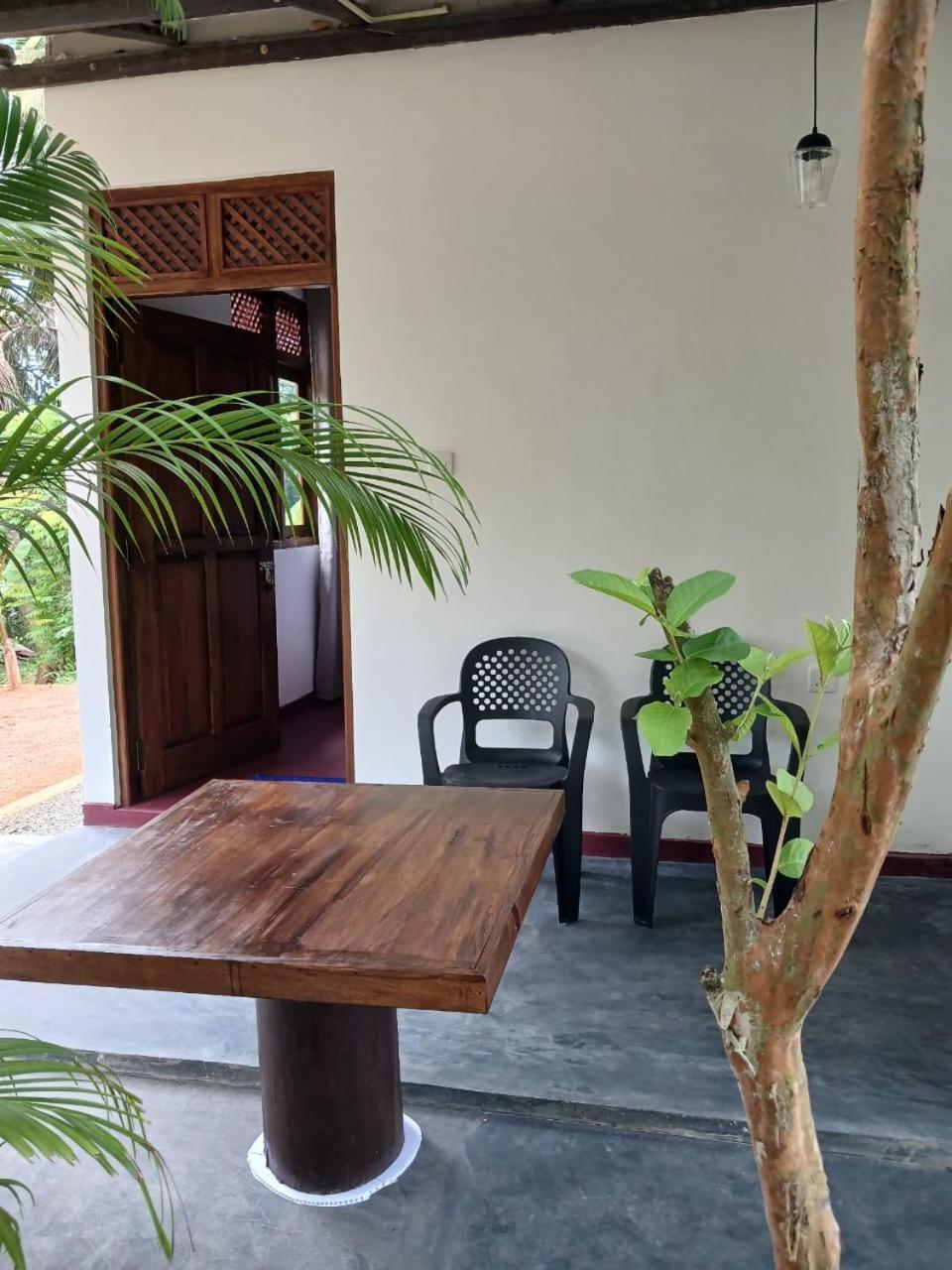 Bed and Breakfast Ima House Dikwella Sur Exterior foto