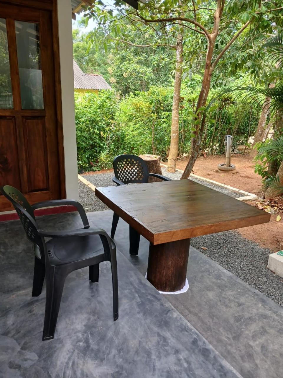 Bed and Breakfast Ima House Dikwella Sur Exterior foto